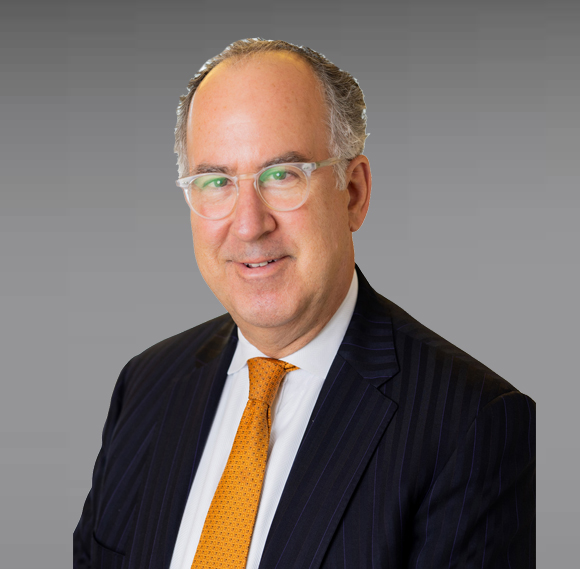 Headshot of Ben Barnett